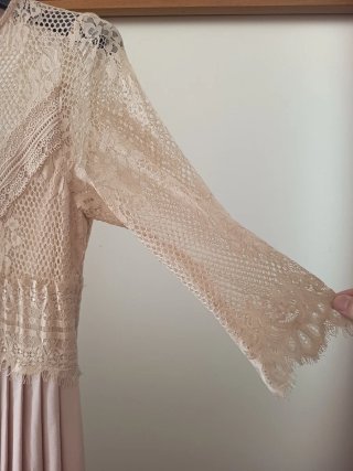 Vestido Zara Bege com Renda