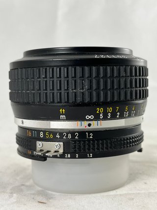 Objetivo Nikon NIKKOR 50mm 1:1.2 AI-s