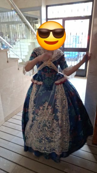 Traje de fallera completo