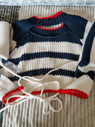 Jersey de rayas con espalda descubierta