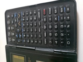 Organizador Electrónico Sharp IQ-7000 Vintage
