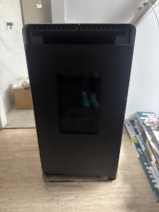 Estufa de pellets negra