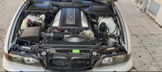 BMW Serie 5 535i v8