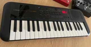 Teclado Yamaha PSS-A50 piano y controladora MIDI