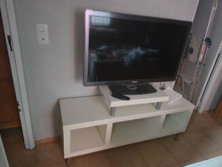 URGE.VENDO PISO COMPLETO MUEBLES Y COCINA