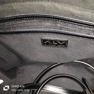 Borsa Alviero Martini ALV