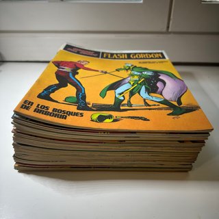 Lote 35 Cómics Flash Gordon Buru Lan (1971)