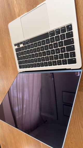 MacBook Air 13 M2 256GB 16GB RAM