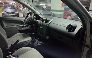 Ford Fiesta 2004 SOLO 87.000 KM