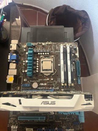 Placa Base, CPU, RAM y Tarjeta Gráfica ASUS