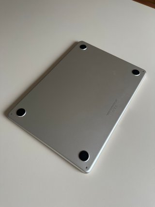 MacBook Air 13,6", chip M2, blanco estrella