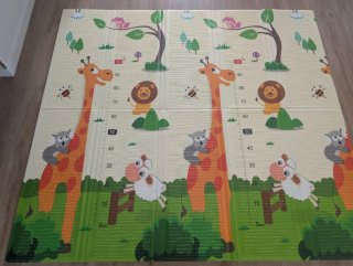 Manta de juegos infantil con medidor