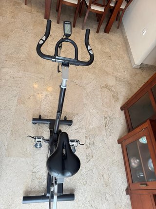 Bicicleta de Spinning Bodytone