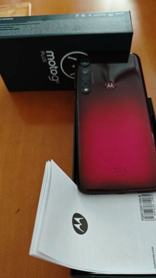 Motorola Moto G8 Plus 64GB Rojo