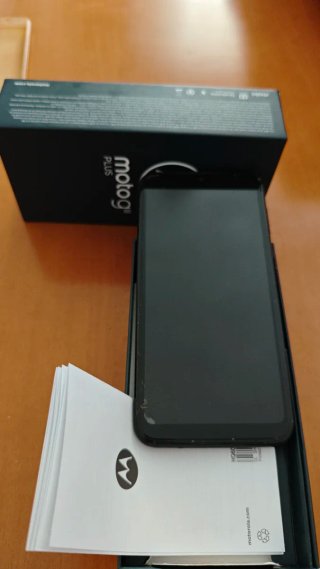 Motorola Moto G8 Plus 64GB Rojo