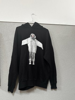 Sweatshirt com Capuz Preta