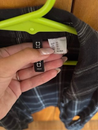 Camisa Curta Xadrez Preta e Branca