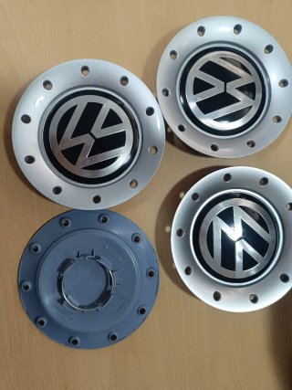 Tapabujes Volkswagen Golf 4 y Bora 14cm