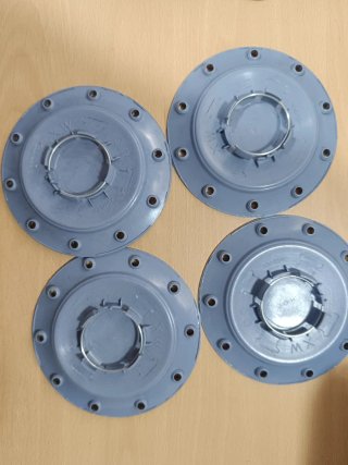 Tapabujes Volkswagen Golf 4 y Bora 14cm