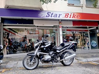 BMW R1200R Naked