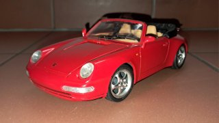 Porsche 911 993 Cabrio Burago 1/18