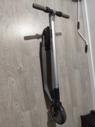 Patinete Segway Ninebot ES2