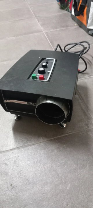 Proyector Vintage Technicolor 1000 Negro