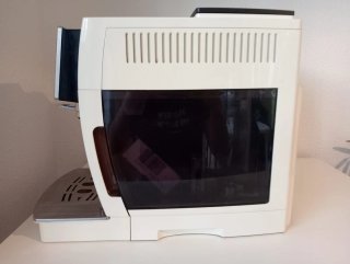 Cafetera DeLonghi ECAM 23.210 Blanca
