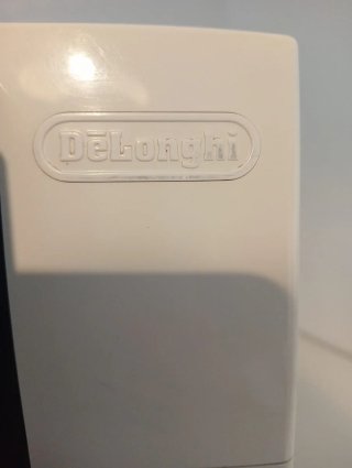 Cafetera DeLonghi ECAM 23.210 Blanca
