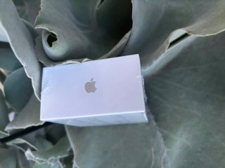AirPods Pro 3 sigillati con ricevuta
