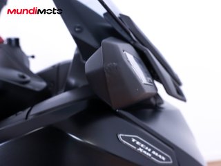YAMAHA X-MAX 125