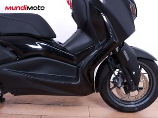 YAMAHA X-MAX 125