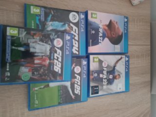 Lote 5 Juegos FIFA y FC para PS4