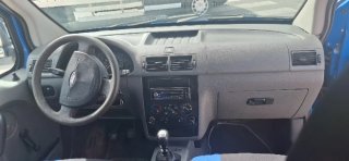 Ford Tourneo Connect 2004