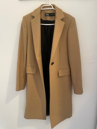 Abrigo Zara Manteco Beige