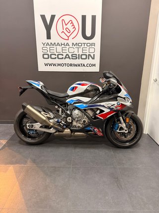 BMW M 1000 RR ( 1.738 kms )
