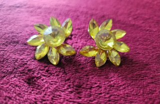 Pendientes de flor de cristal verde loro