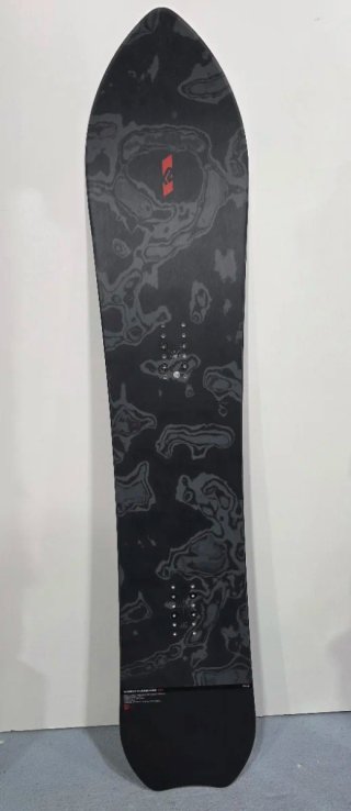 Snowboard K2 NISEKO PLEASURES 151 cm