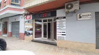 Local comercial en venta en L'Alquenència en Alzira