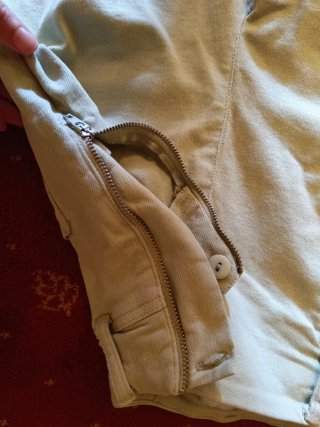 Pantalón Zara verde