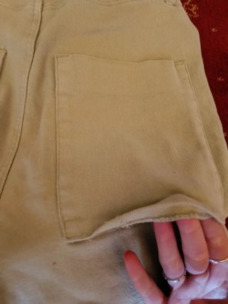 Pantalón Zara verde