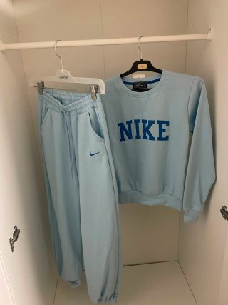 Conjunto chándal Nike mujer azul