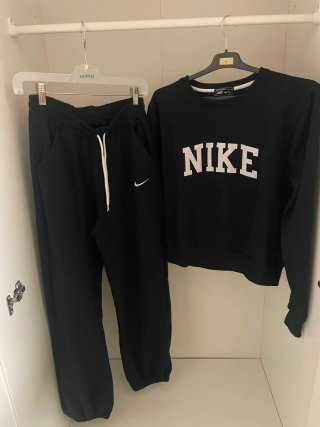 Conjunto chándal Nike mujer azul