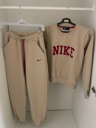Conjunto chándal Nike mujer azul