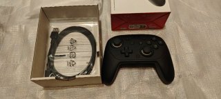 Nintendo Switch 2 y Mando Pro 2