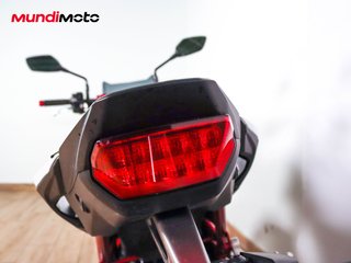 HONDA CB 750 HORNET