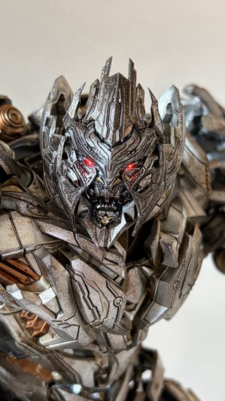 Megatron ME005 DLX KO Transformers ROTF + upgrade