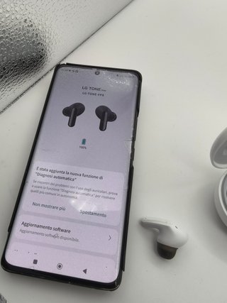 Cuffie LG Tone FP8W True Wireless Auricolari