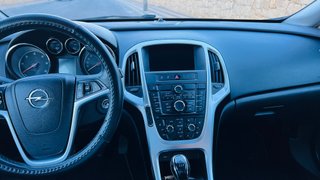 Opel Astra 2014