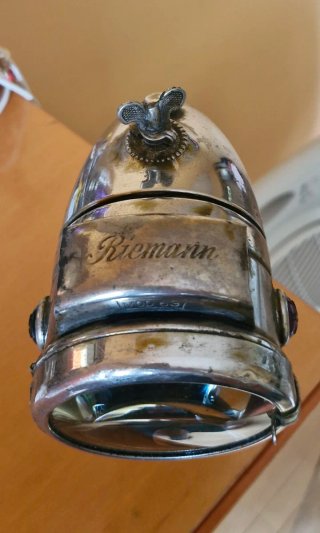 Linterna de Carburo para Bicicleta Antigua
